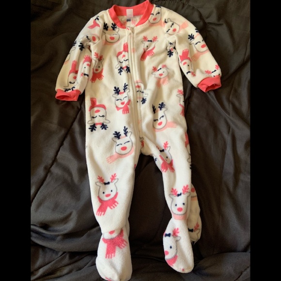 👶🏻 3 for $12 👶🏻 Reindeer fleece bodysuit - Picture 1 of 2